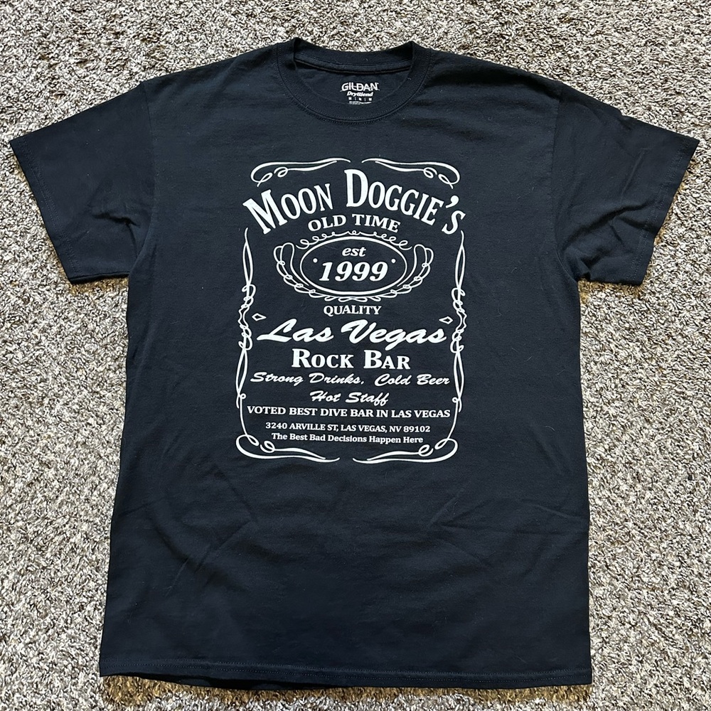 World Famous Moondoggies Las Vegas Rock Bar T-shirt